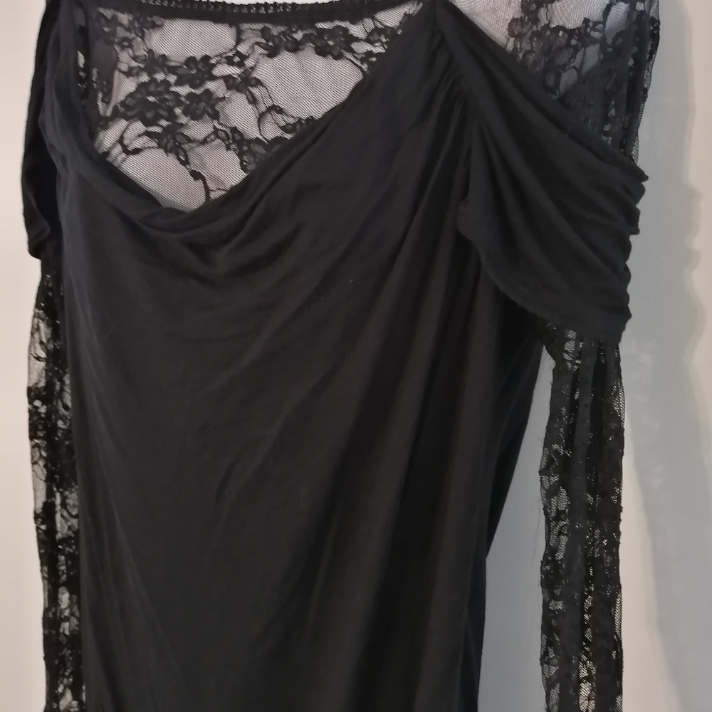 Long-sleeve Lace Blouse